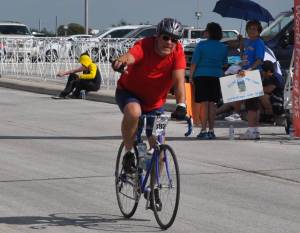 randy crossing finishing line